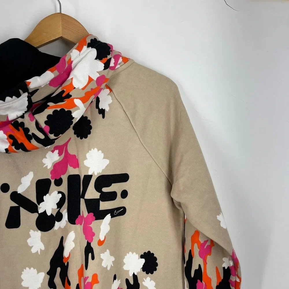 Nike sportswear icon